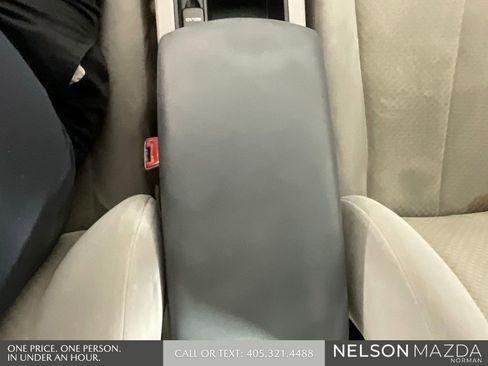 Used 2008 Toyota Camry LE image 39