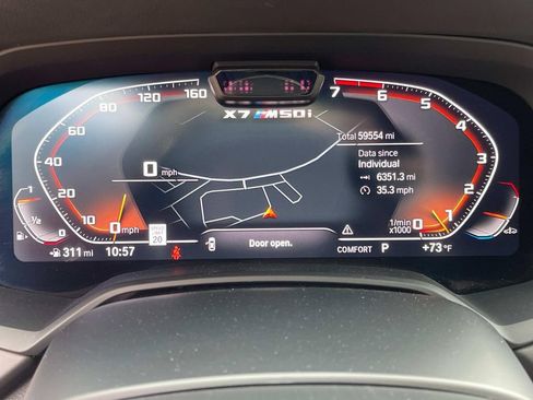 Used 2021 BMW X7 M50i image 28