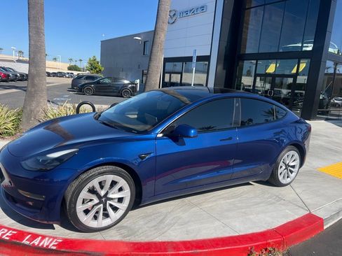 Used 2022 Tesla Model 3 Long Range image 2