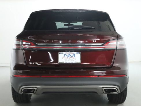 Certified 2022 Lincoln Nautilus AWD image 42