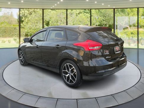 Used 2018 Ford Focus SEL image 7