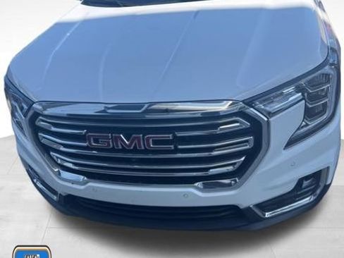 Used 2023 GMC Terrain SLT w/ Tech Package image 1