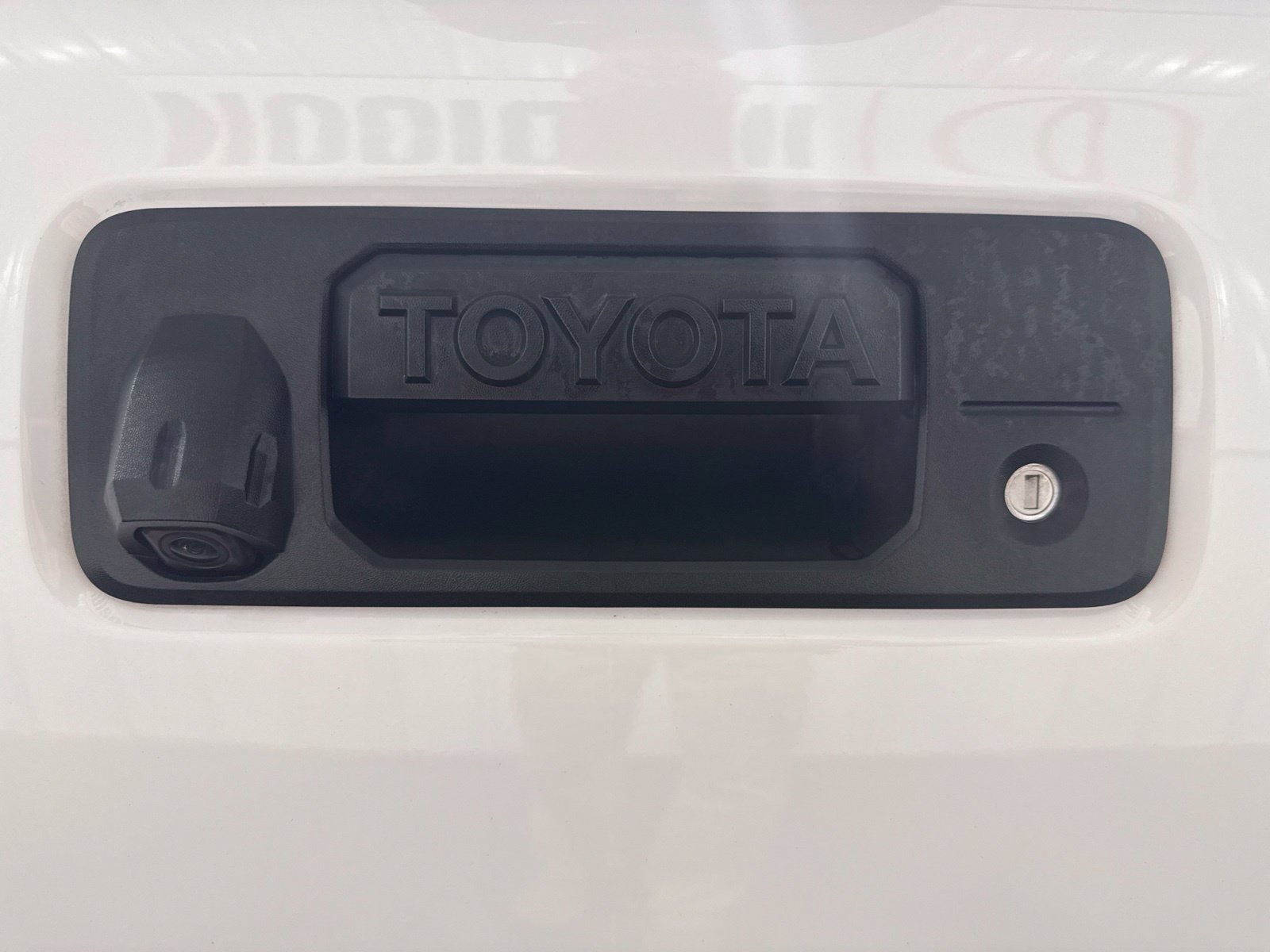Used 2021 Toyota Tacoma TRD Off-Road w/ Blackout Package (TMS) AWD/4WD image 46