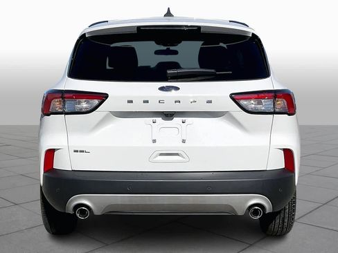 Used 2022 Ford Escape SEL w/ Technology Package image 4