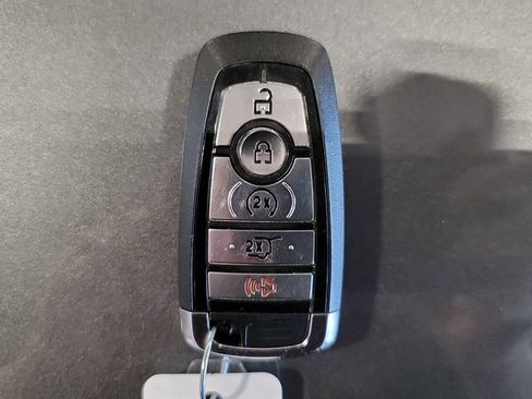 Used 2025 Ford Escape Platinum AWD/4WD image 14