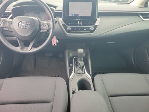 Certified 2025 Toyota Corolla LE FWD image 17