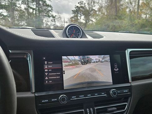 Used 2020 Porsche Macan S image 20