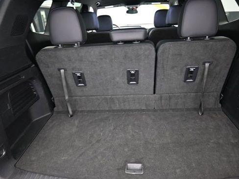 Used 2025 Buick Enclave Preferred image 29