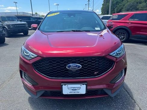Used 2019 Ford Edge ST w/ Equipment Group 401A AWD/4WD image 2