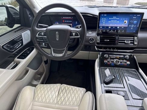 Used 2022 Lincoln Navigator L Black Label image 28