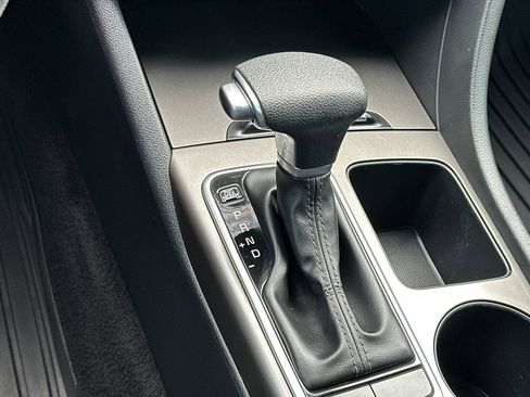 Used 2019 Kia Optima LX image 21