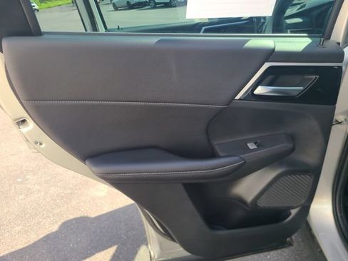 Used 2022 Mitsubishi Outlander SE FWD image 17