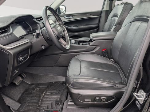 Used 2022 Jeep Grand Cherokee L Limited w/ Luxury Tech Group II AWD/4WD image 18
