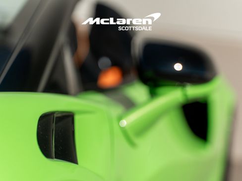 Used 2025 McLaren Artura Spider image 14