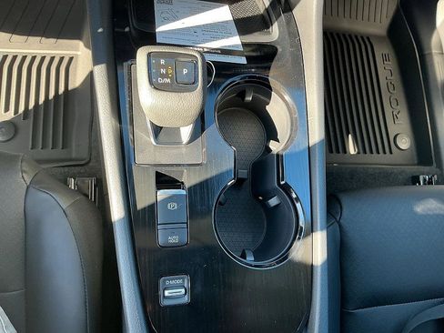 New 2026 Nissan Rogue SV image 18