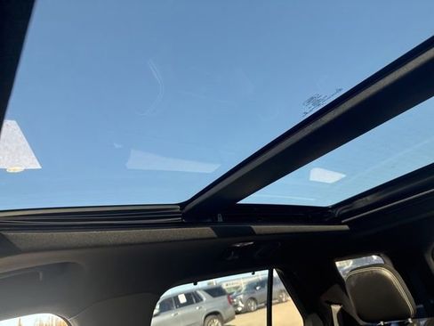 Used 2022 Ford Explorer ST w/ Equipment Group 401A image 12