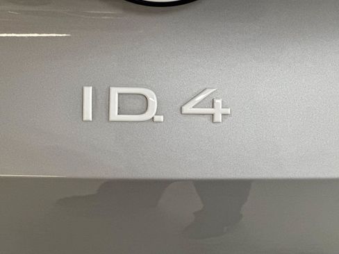 Used 2023 Volkswagen ID.4 Pro AWD/4WD image 26