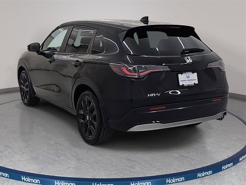 Used 2024 Honda HR-V Sport image 9
