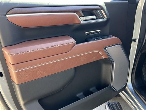 New 2026 GMC Sierra 1500 Denali Ultimate image 10