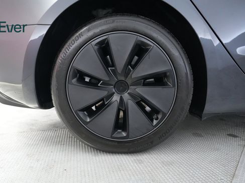 Used 2025 Tesla Model 3 Long Range image 21