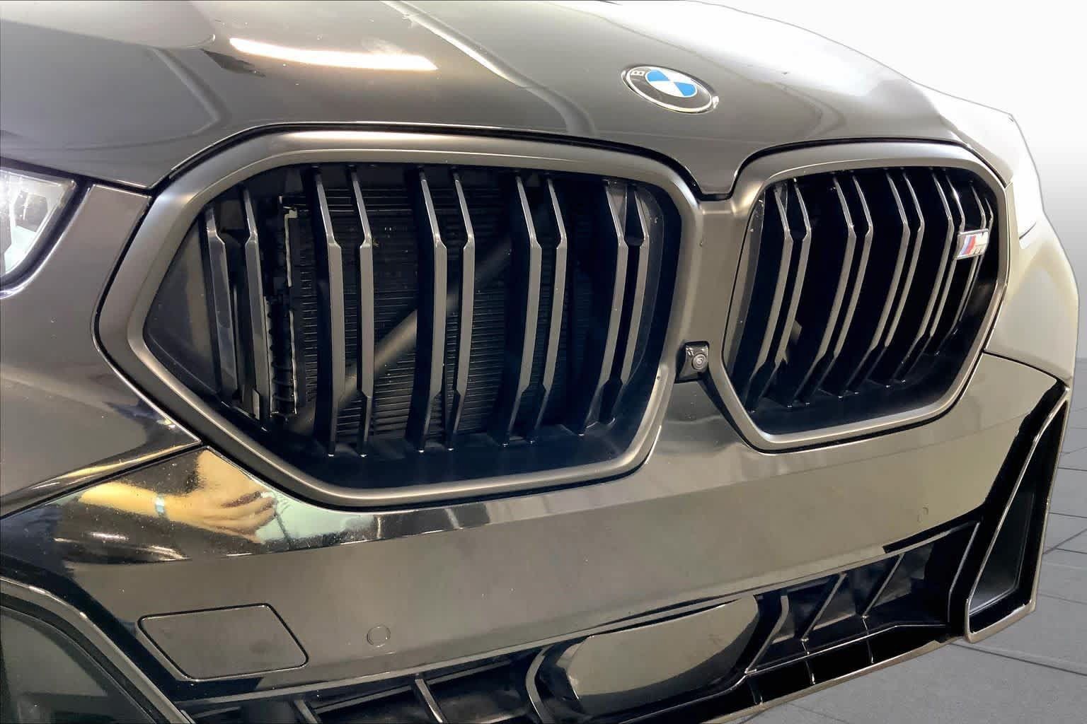 Used 2024 BMW X6 M60i w/ Dynamic Handling Package AWD/4WD image 32