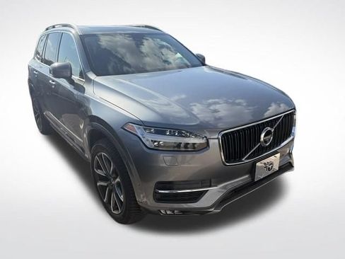 Used 2016 Volvo XC90 T6 Momentum w/ Momentum Plus Package AWD/4WD image 3