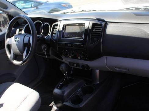 Used 2014 Toyota Tacoma 2WD Regular Cab image 23