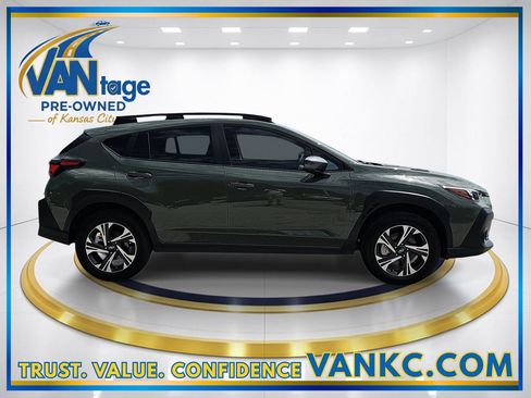 Certified 2026 Subaru Crosstrek 2.5i Premium AWD/4WD image 5