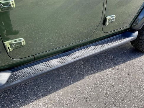 Certified 2022 Jeep Wrangler Unlimited Sahara w/ Cold Weather Group AWD/4WD image 32