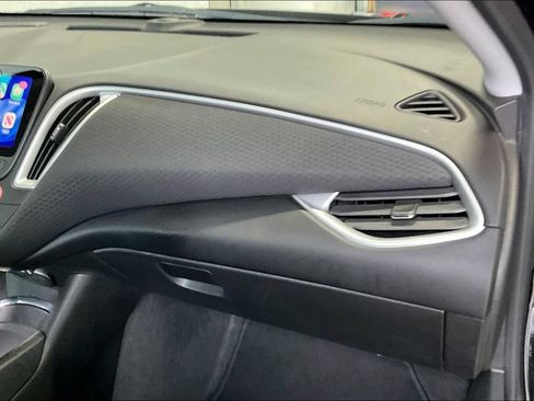 Used 2024 Chevrolet Malibu LT FWD image 24