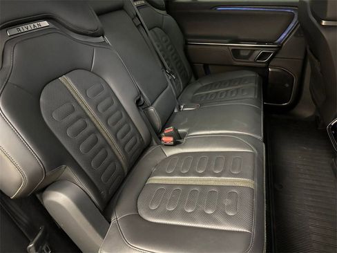 Used 2023 Rivian R1S Launch Edition image 32