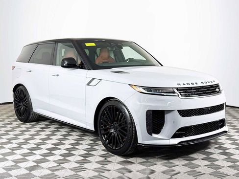 New 2026 Land Rover Range Rover Sport SV image 3