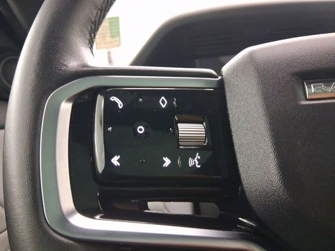 Used 2023 Land Rover Range Rover Evoque R-Dynamic SE image 15