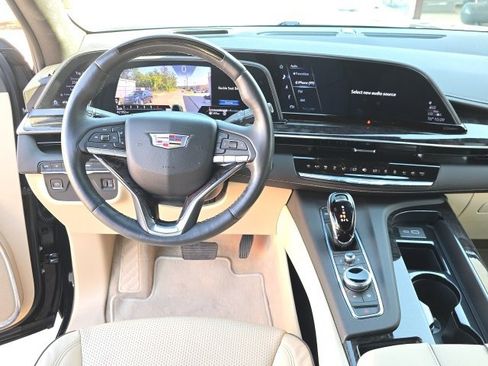 Used 2023 Cadillac Escalade ESV Premium Luxury w/ LPO, Radiant Package image 20