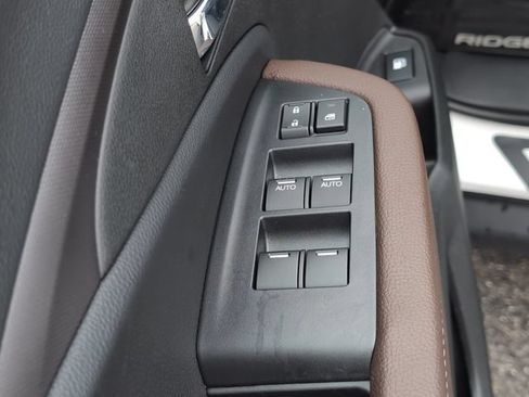 Certified 2025 Honda Ridgeline RTL image 16