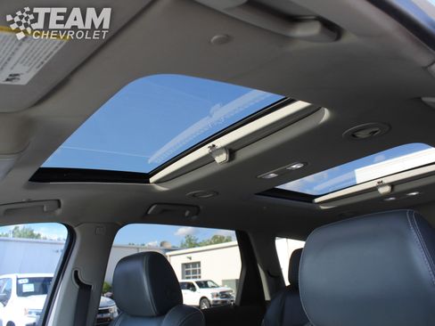 Used 2018 Buick Enclave Premium w/ Experience Buick Package AWD/4WD image 13