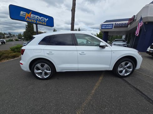 Used 2022 Audi Q5 2.0T Premium Plus w/ Premium Plus Package AWD/4WD image 8