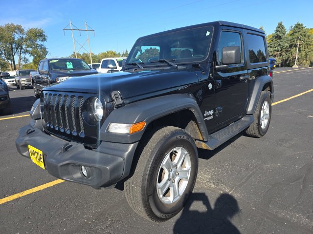 Used 2020 Jeep Wrangler Sport AWD/4WD image 3