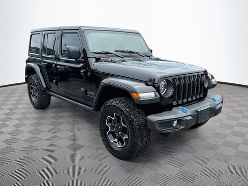Used 2023 Jeep Wrangler Unlimited Rubicon 4xe w/ Cold Weather Group AWD/4WD image 4