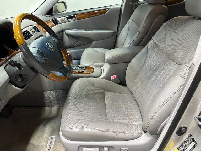 Used 2006 Lexus ES 330 w/ Preferred Accessory Pkg FWD image 11