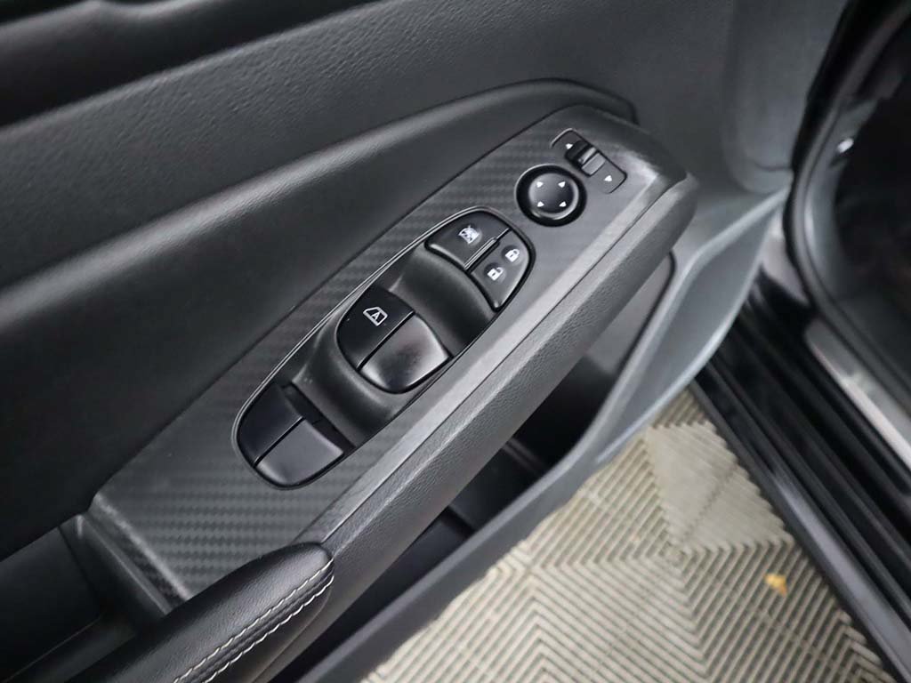 Used 2024 Nissan Altima 2.5 SV AWD/4WD image 35
