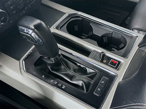 Used 2019 Ford F150 Lariat w/ Equipment Group 502A Luxury image 16