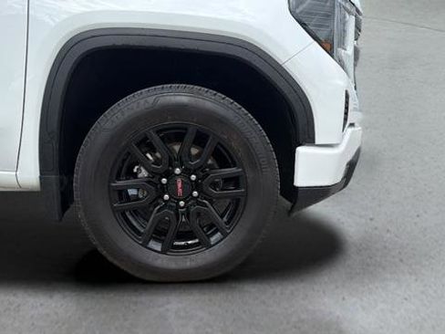 Used 2024 GMC Sierra 1500 Elevation AWD/4WD image 12