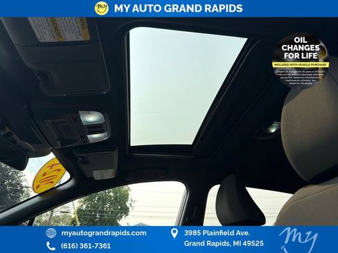 Used 2024 Subaru Crosstrek 2.5i Sport AWD/4WD image 23