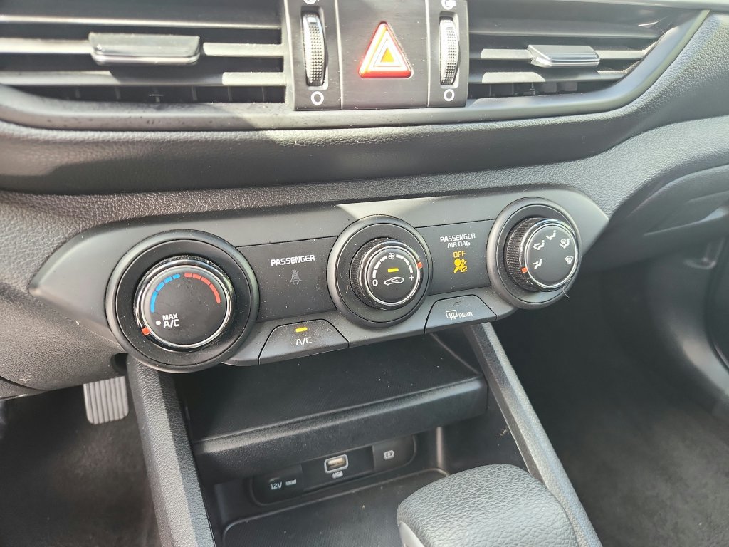 Used 2024 Kia Forte LXS FWD image 17