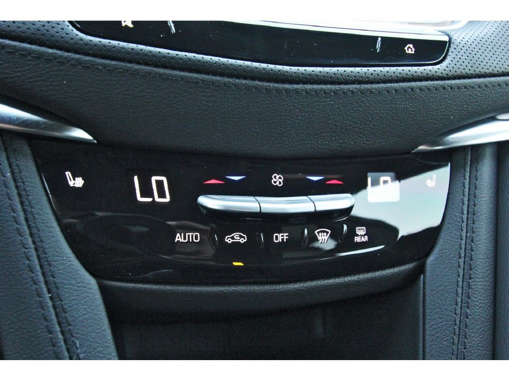 New 2026 Cadillac XT5 Luxury FWD image 18
