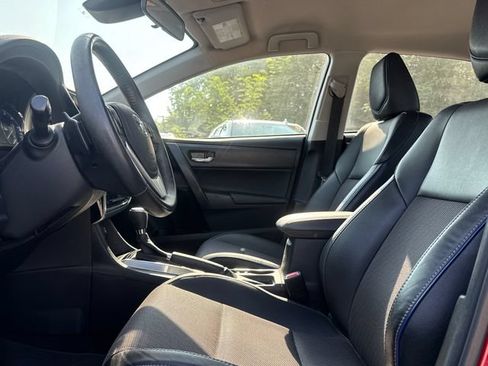 Used 2017 Toyota Corolla SE w/ Carpet Mat Package (TMS) FWD image 13