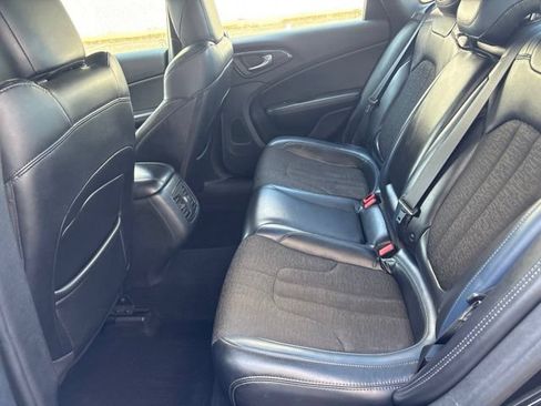 Used 2015 Chrysler 200 S w/ Comfort Group AWD/4WD image 30