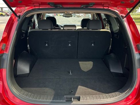 Used 2020 Hyundai Santa Fe SEL image 15