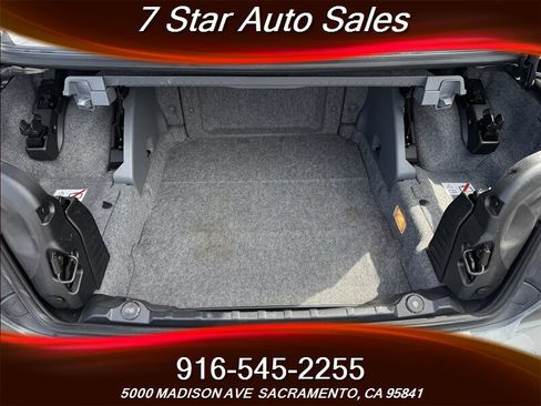 Used 2011 BMW 328i Convertible image 17